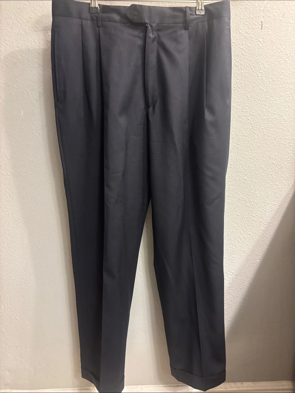 Jos. A. Bank Men's Dark Navy Two-Piece Suit